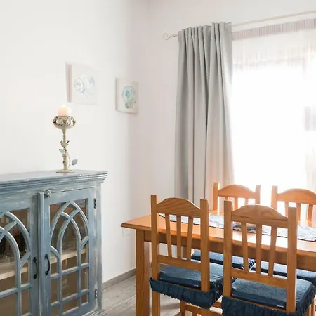 Close To Everything | A/c+ Wifi | 1min | Apartment Los Cristianos (Tenerife)