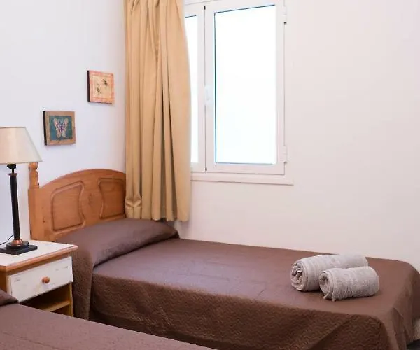 Close To Everything | A/c+ Wifi | 1min | *