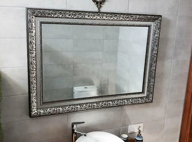 아파트 Close To Everything | A/c+ Wifi | 1min | *